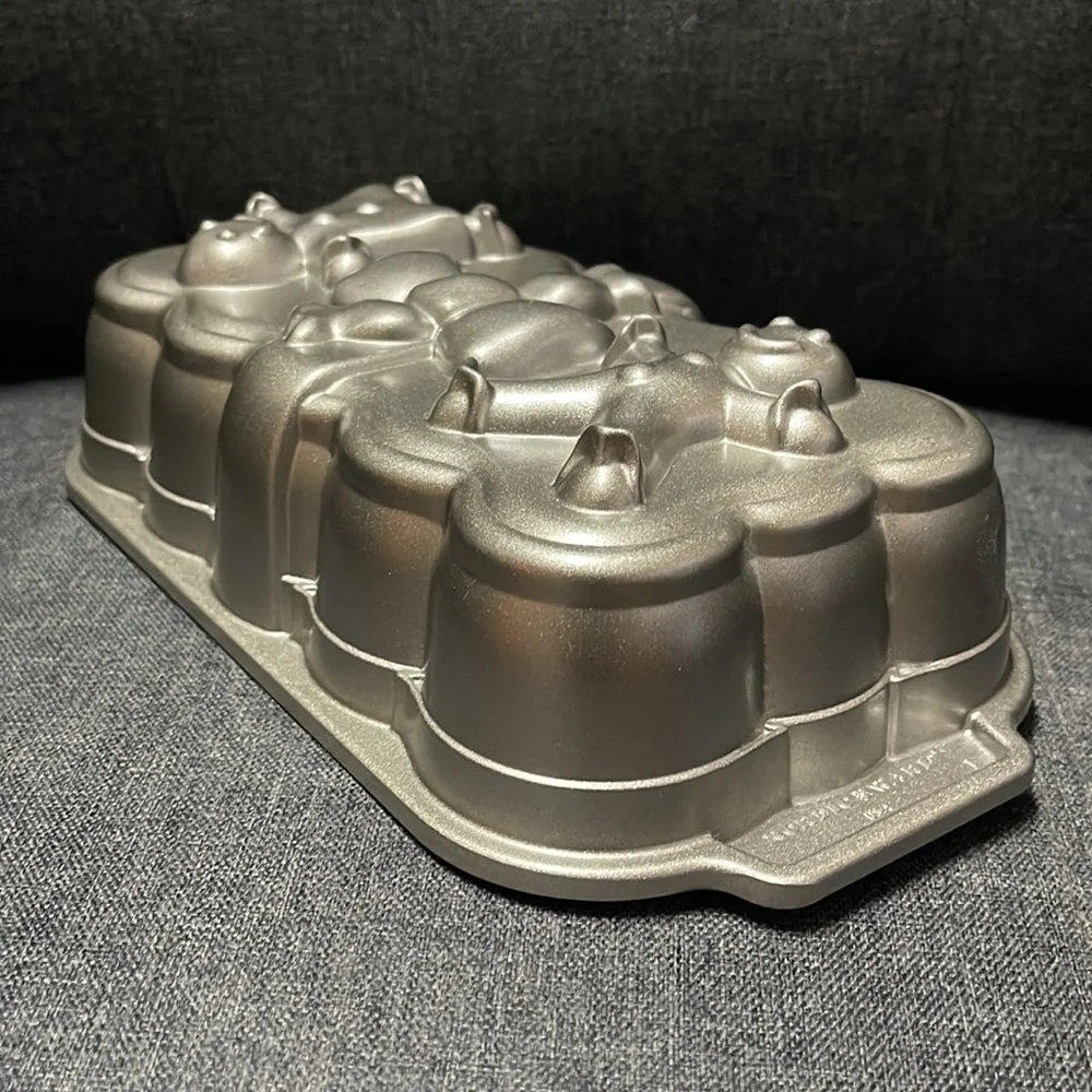 Nordic Ware Gingerbread Loaf Pan